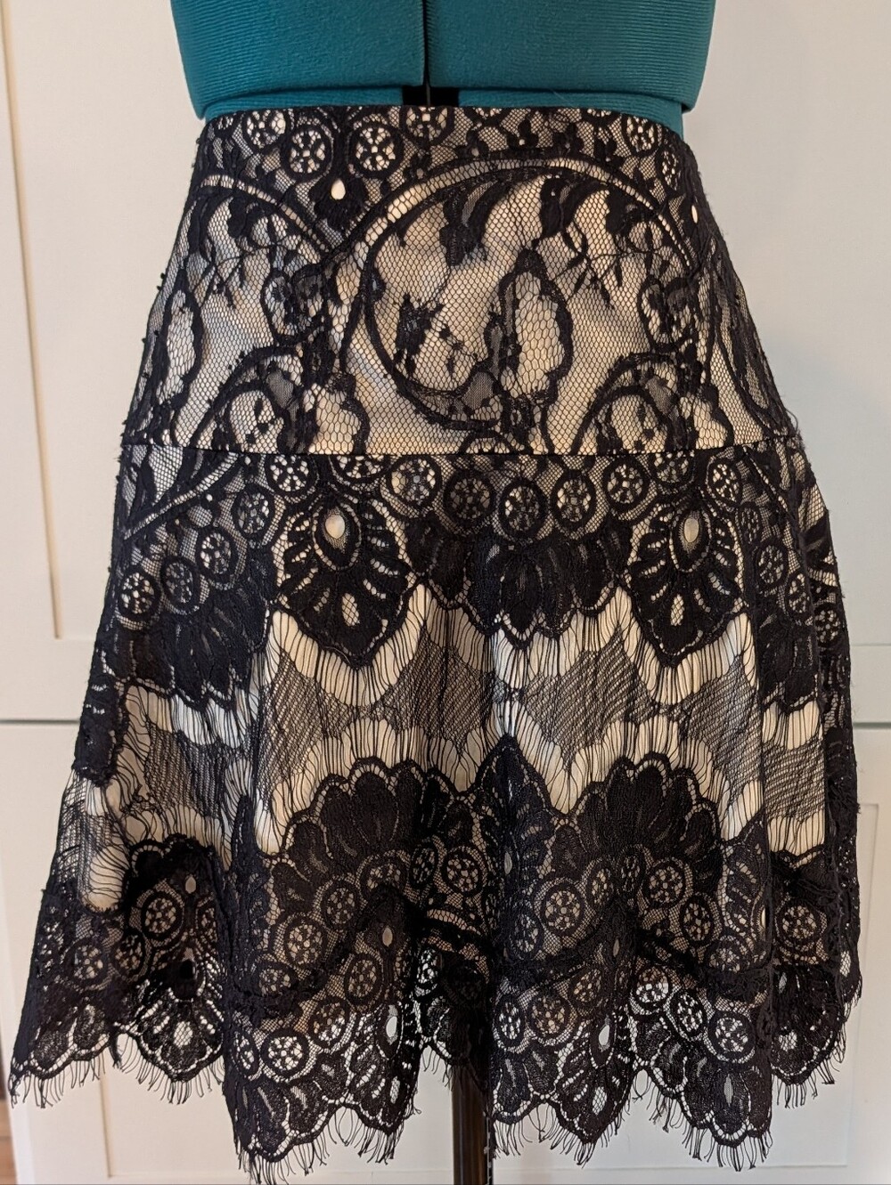 BB Dakota Black Lace A-Line Skirt with Cream Underlay